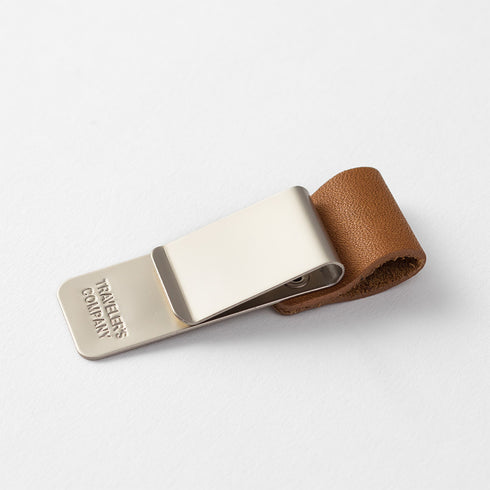 TRAVELER'S notebook - Pen Holder <M> - Camel